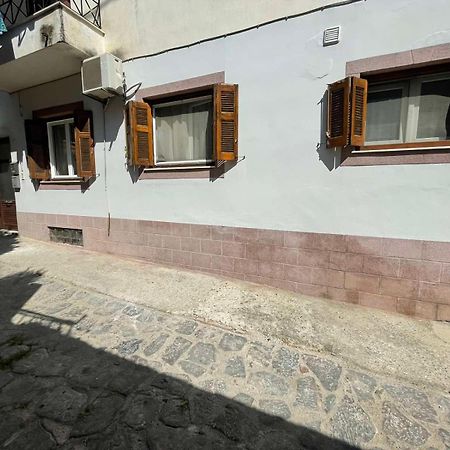 Konstan'Shouse Apartment Mytilene ภายนอก รูปภาพ