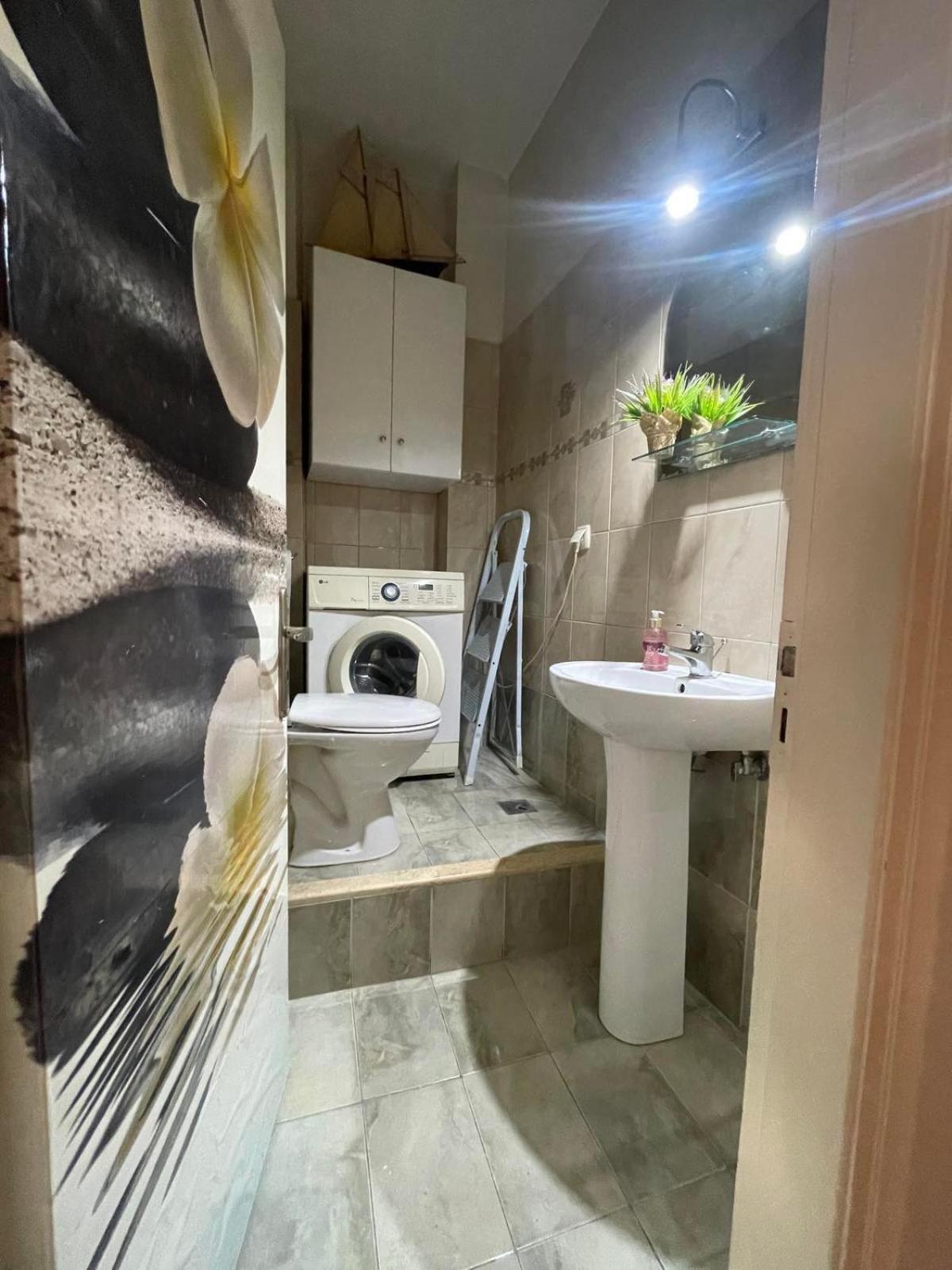 Konstan'Shouse Apartment Mytilene ภายนอก รูปภาพ