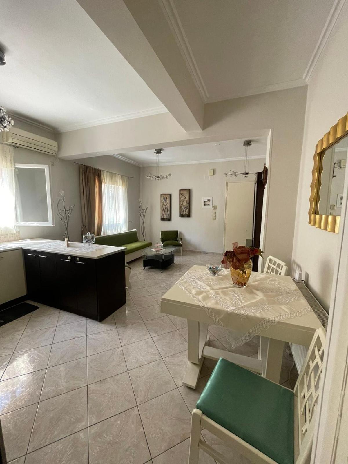 Konstan'Shouse Apartment Mytilene ภายนอก รูปภาพ